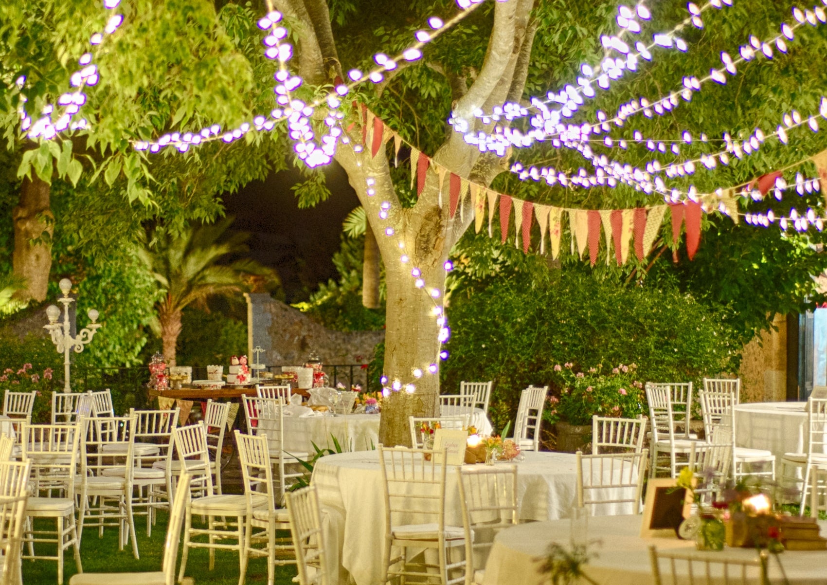 Embracing the Magic of Garden Parties in Ireland with Whelehans Wines.