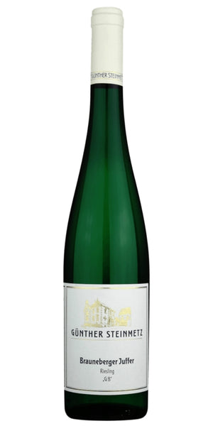 A bottle of Weingut Günther Steinmetz, Brauneberger Juffer, Riesling, GB, Mosel, 2024 by Whelehans Wines. 